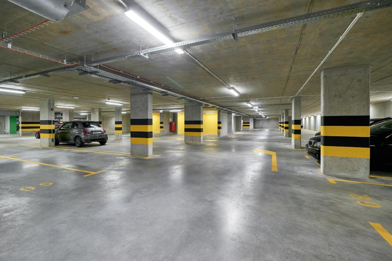 Exclusive Apartments Gwiazdzista With Free Garage Wroclaw By Noclegi Renters Exteriér fotografie
